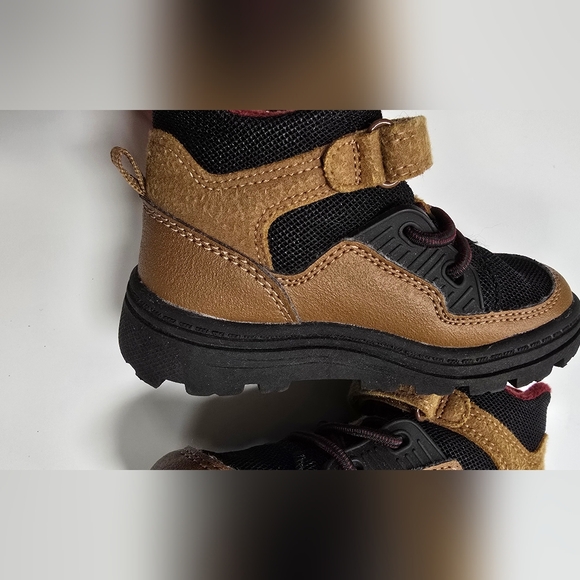 Carters boots - Picture 6 of 11